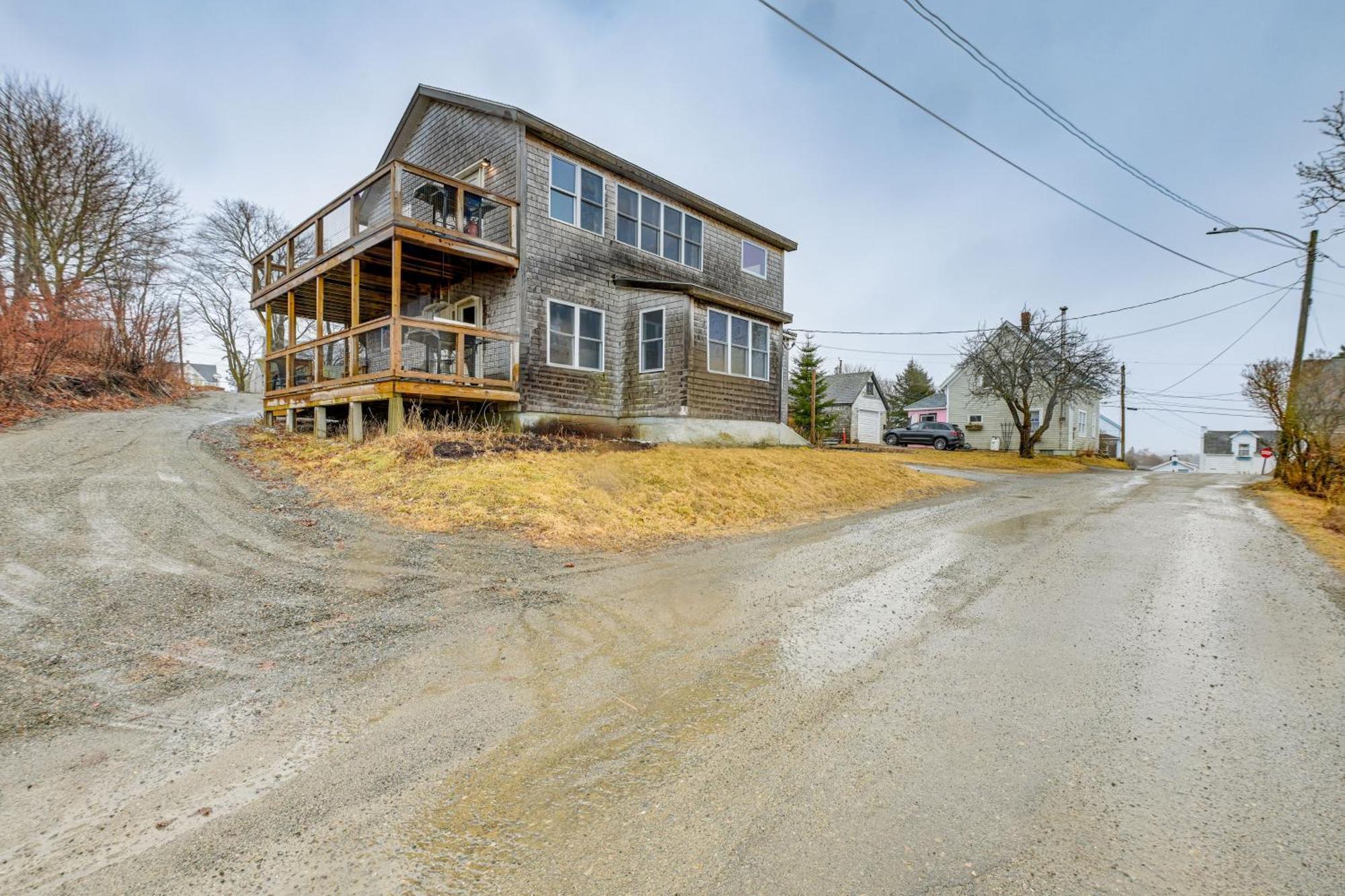 Cozy Maine Getaway Covered Deck, Walk To Beach! Lubec Exterior foto